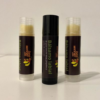 3 Bálsamos labiales - Bee-winner